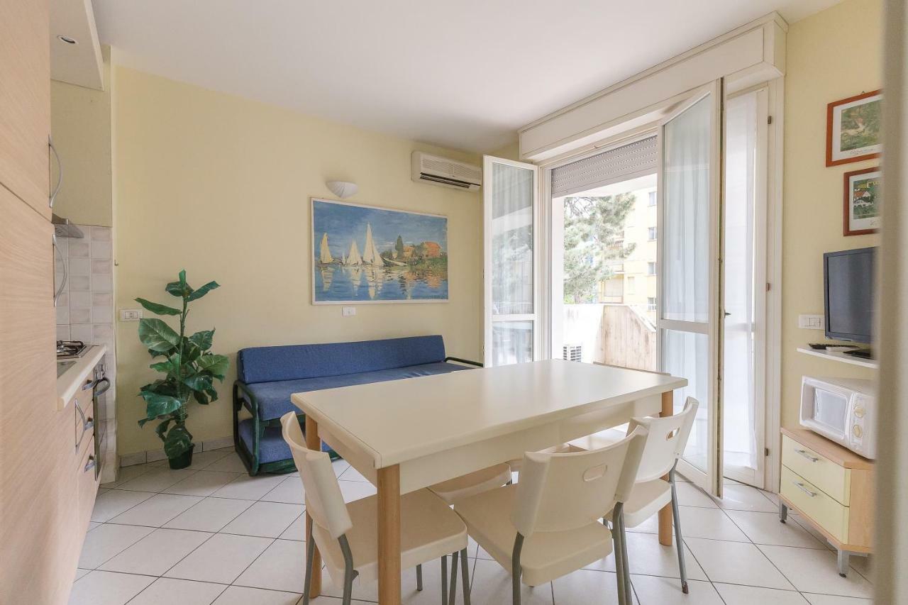 Sirena Apartments Лидо дели Естенси Екстериор снимка
