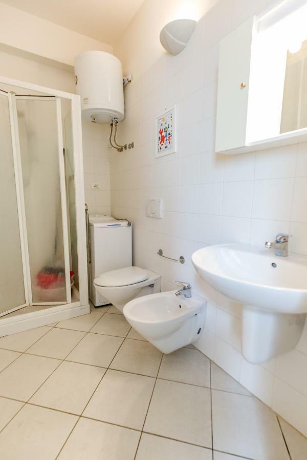 Sirena Apartments Лидо дели Естенси Екстериор снимка